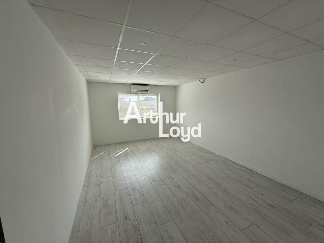 Local Commercial vente à Arrondissement de Draguignan, Le Muy