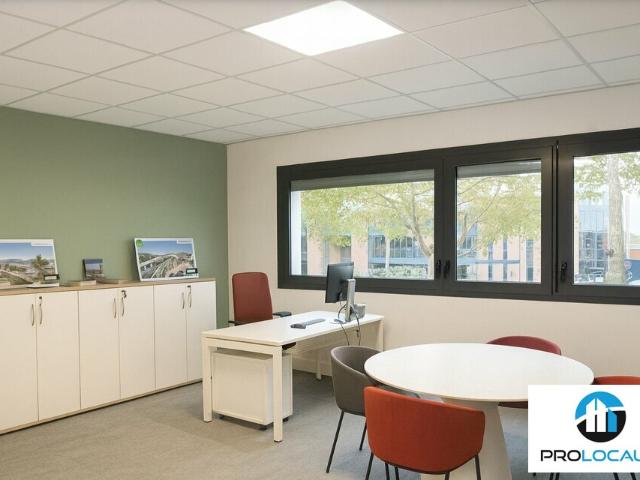 Local Commercial vente à Amiens, Camon