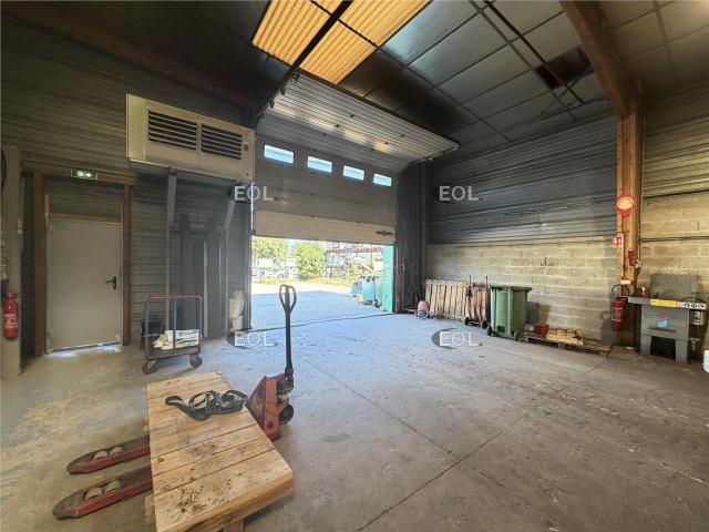 Local Commercial vente à Palaiseau, Le Plessis-pâté