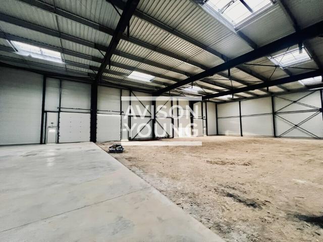 Local Commercial vente à Sarcelles, Louvres