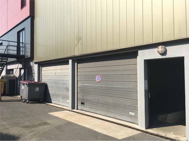 Local Commercial location à Créteil, Alfortville