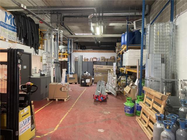 Local Commercial location à Nanterre, Gennevilliers