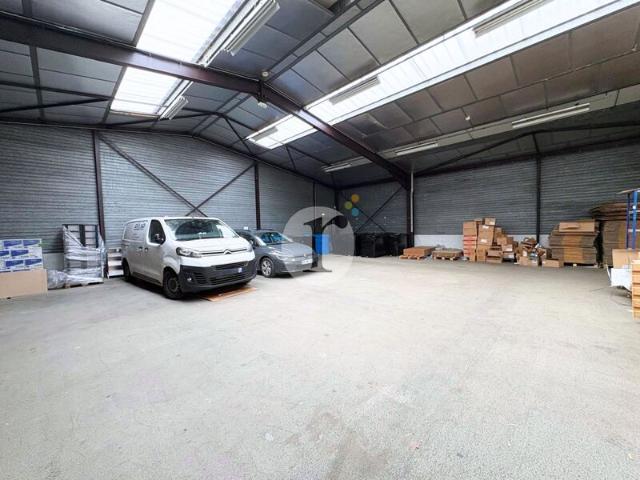 Local Commercial location à Lille, Lezennes