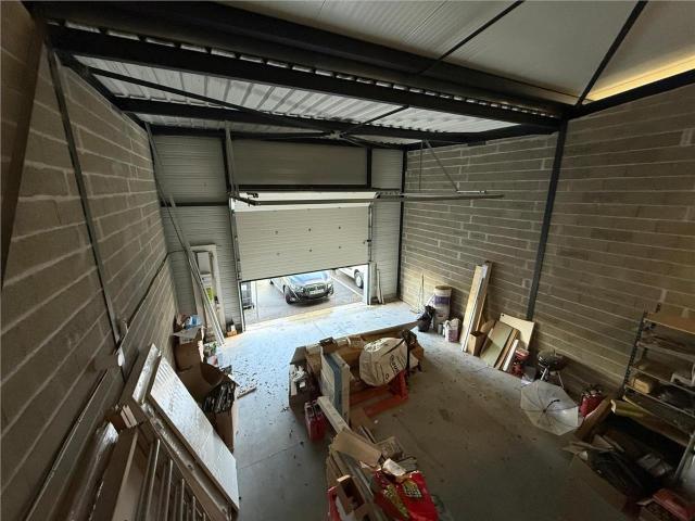 Local Commercial vente à Bordeaux, Bassens