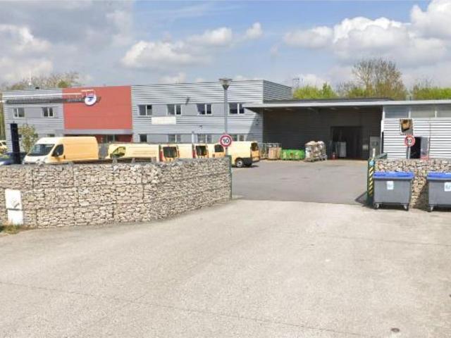 Local Commercial vente à Saint-Germain-en-Laye, Chanteloup-les-vignes
