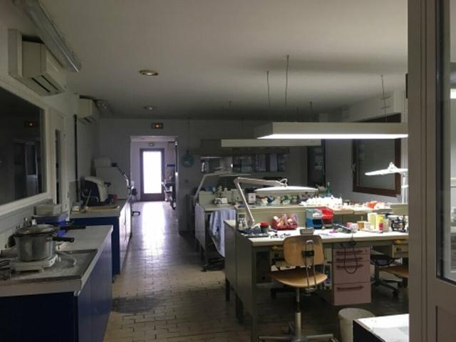 Local Commercial vente à Châtellerault