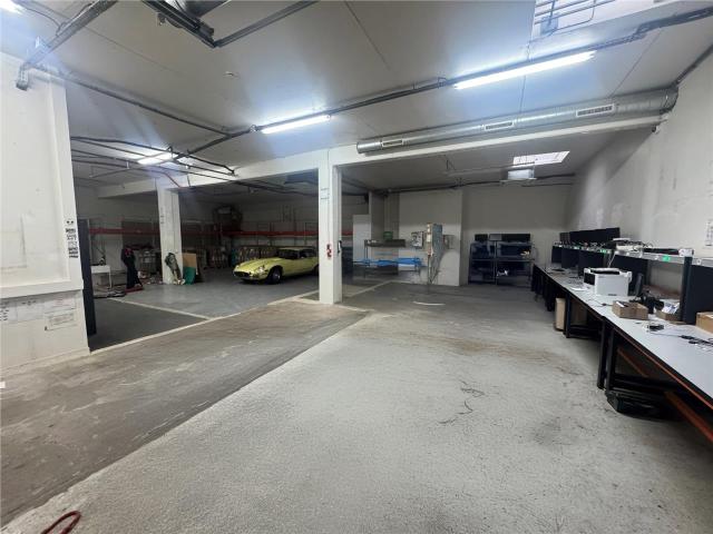 Local Commercial vente à Nanterre