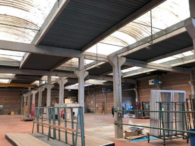 Local Commercial vente à Albi, Réalmont