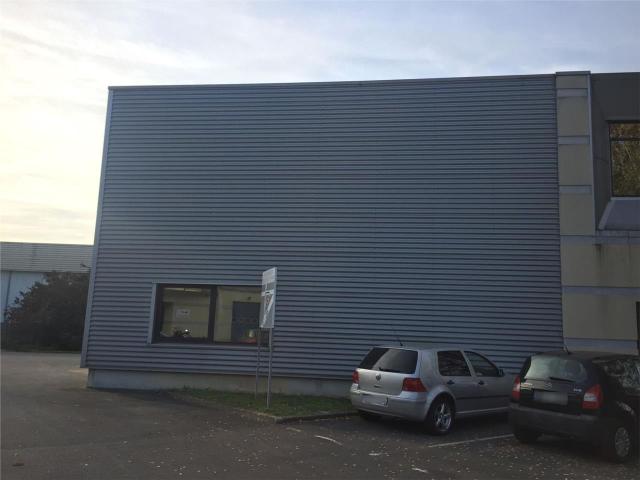 Local Commercial vente à Palaiseau, Wissous