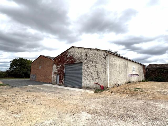 Local Commercial vente à Bordeaux, Saint-loubès