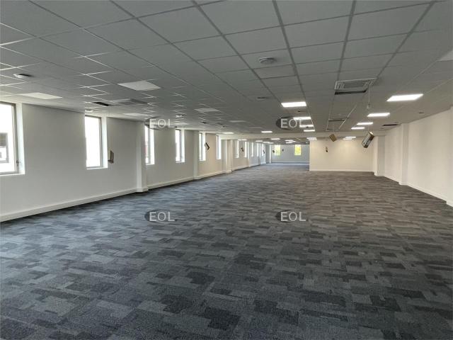 Local Commercial vente à Nanterre, Gennevilliers