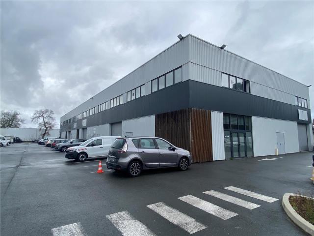 Local Commercial vente à Bordeaux, Gradignan