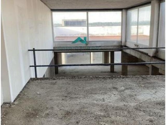 Local Comercial en alquiler en Gelves