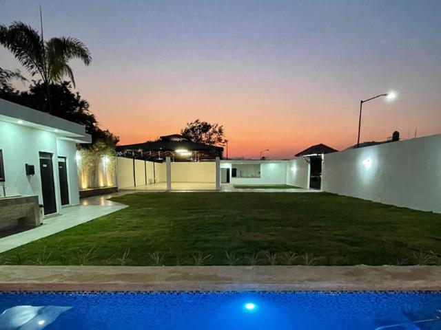 Local Comercial en venta en Coquimatlán, Colima