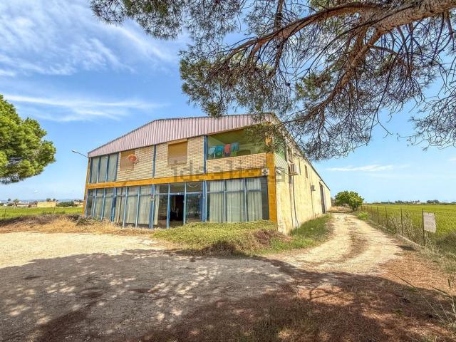 Local Comercial en venta en Baix Ebre, Catalunya