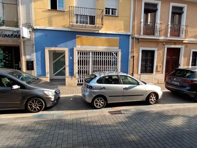 Local Comercial en alquiler en Barri Port / Centro, la Marina Alta