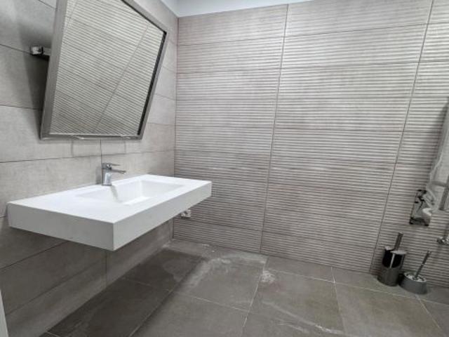 Local Comercial en alquiler en Baix Llobregat, Catalunya