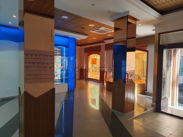 Local Comercial en venta en Dúrcal, Granada