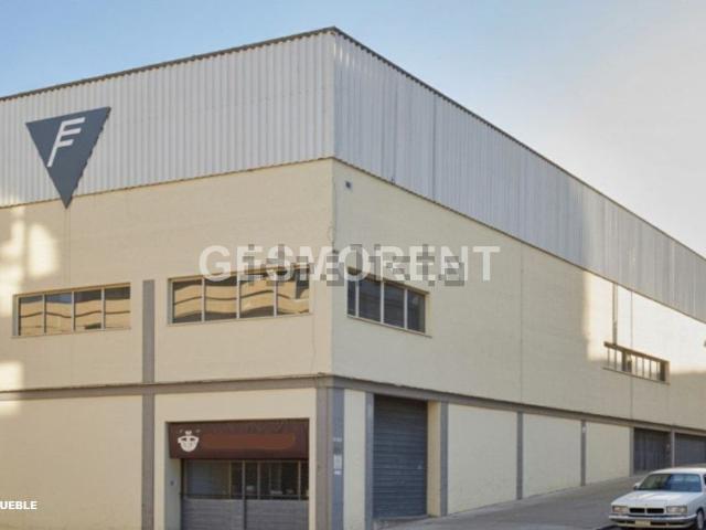 Nave en venta en Terrassa