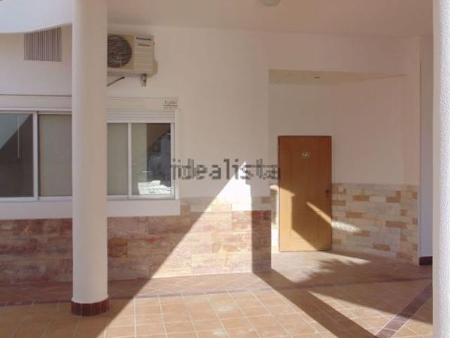 Local Comercial en alquiler en Urbanització L'Almadrava, l'Alacantí