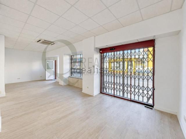 Local Comercial en venta en Platja de Mutxavista, l'Alacantí