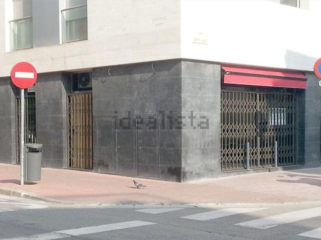 Local Comercial en alquiler en Sabadell, la Creu Alta