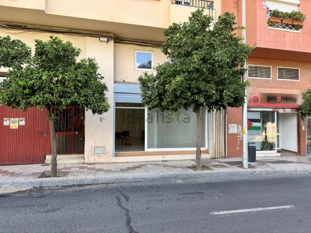 Local Comercial en alquiler en El Molinillo, Málaga