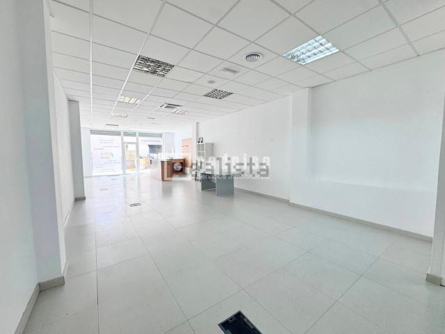 Local Comercial en alquiler en Este, Málaga-Costa del Sol