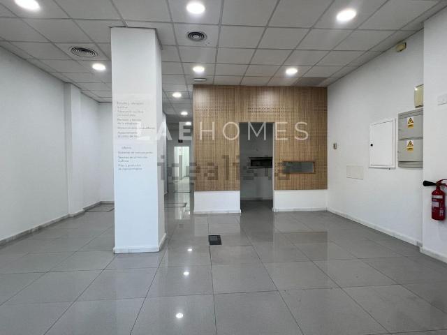 Local Comercial en alquiler en Este, Málaga-Costa del Sol