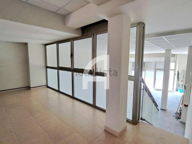 Local Comercial en alquiler en El Papiol, Barcelona
