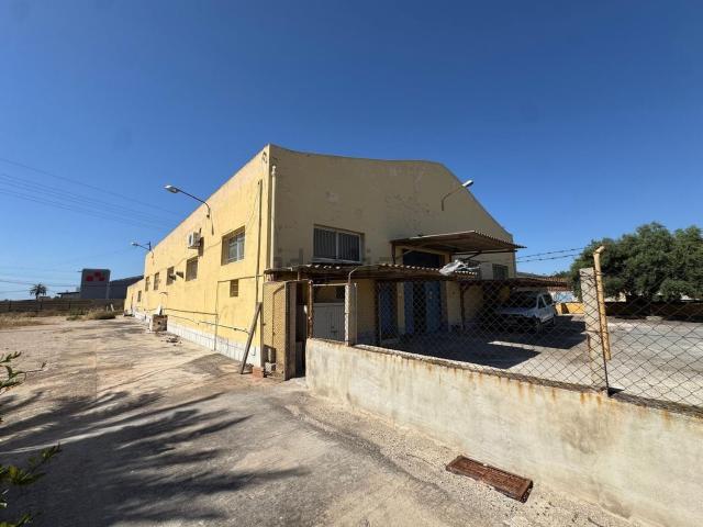 Nave en venta en l'Aljub, el Baix Vinalopó