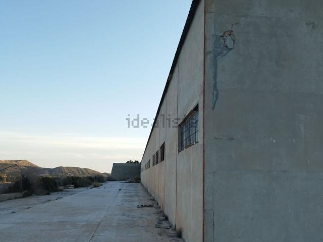 Nave en venta en el Vinalopó Mitjà / El Vinalopó Medio, Valencia