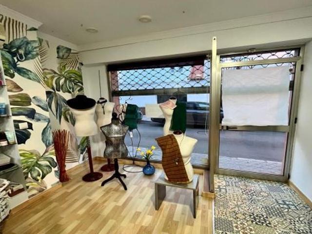 Local Comercial en alquiler en Alcalá De Guadaíra