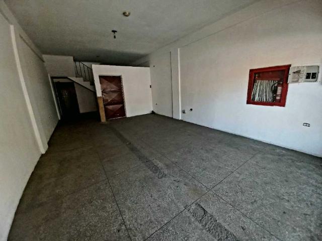 Local Comercial en alquiler en Miguel Peña, Valencia