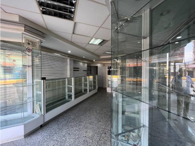 Local Comercial en alquiler en Ribas.