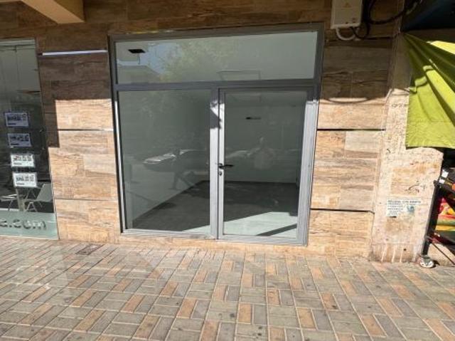 Local Comercial en alquiler en Distrito de Levante, Córdoba