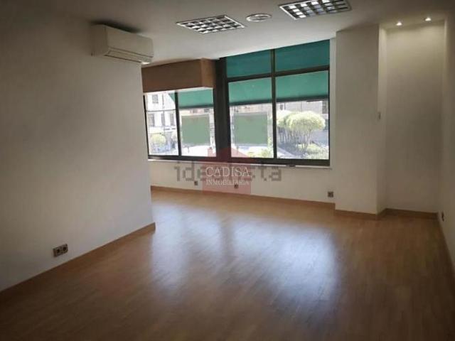 Oficina en alquiler en Centro, Salamanca