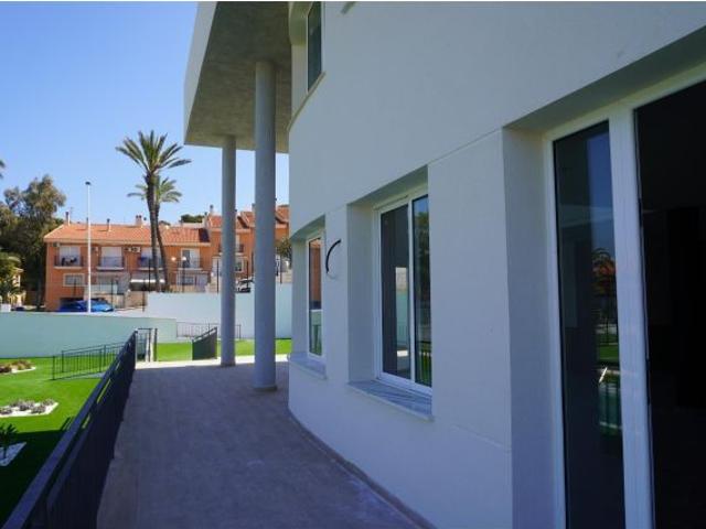 Local Comercial en alquiler en Puerto de Mazarrón, Bajo Guadalentín