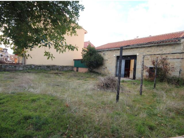 Local Comercial en alquiler en Becerril De La Sierra