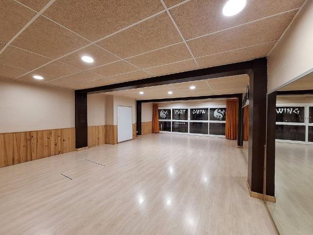 Local Comercial en alquiler en Barcelona, Navas
