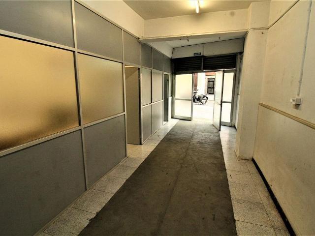 Local Comercial en alquiler en Barcelona, Navas