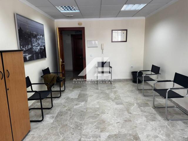 Oficina en alquiler en El Ejido, Andalucía