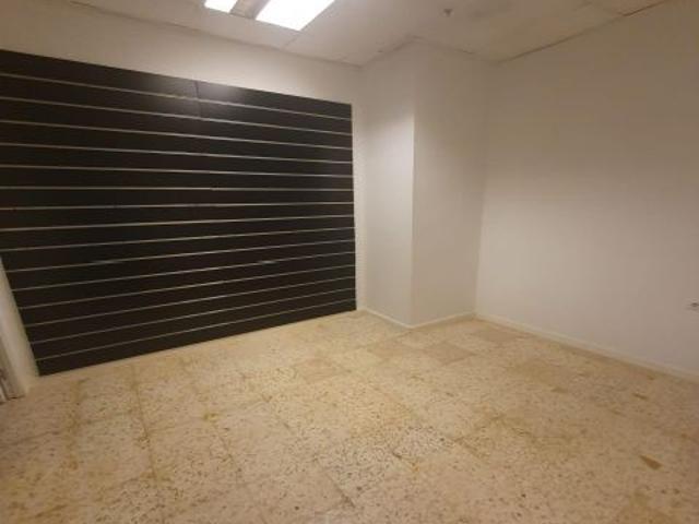 Local Comercial en alquiler en Cerro-Amate, Sevilla