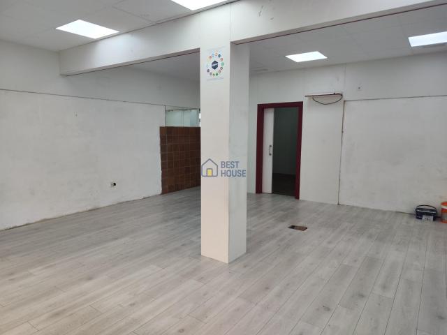 Local Comercial en alquiler en San Lorenzo - La Palomera - San Mamés, León