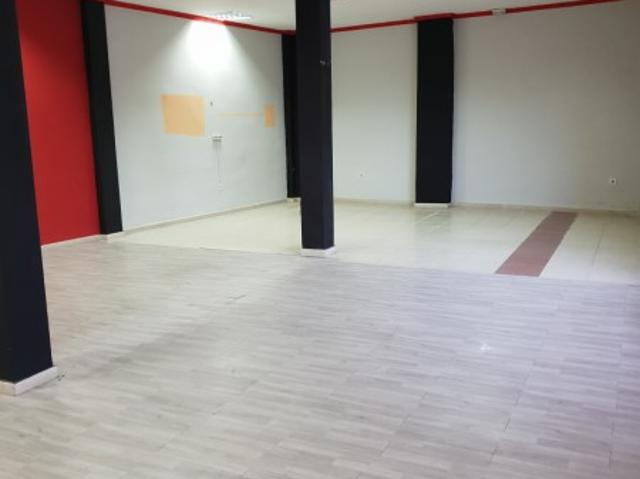 Local Comercial en alquiler en Lucena