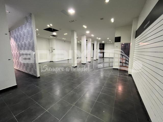 Local Comercial en alquiler en Lucena