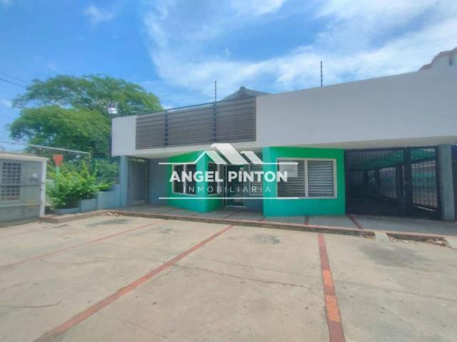 Local Comercial en alquiler en Cacique Mara, Maracaibo