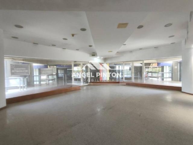 Local Comercial en alquiler en Cacique Mara, Maracaibo