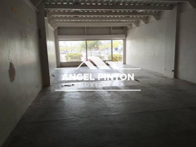 Local Comercial en alquiler en Cacique Mara, Maracaibo