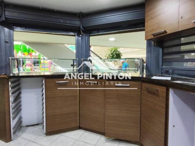 Local Comercial en alquiler en Cacique Mara, Maracaibo